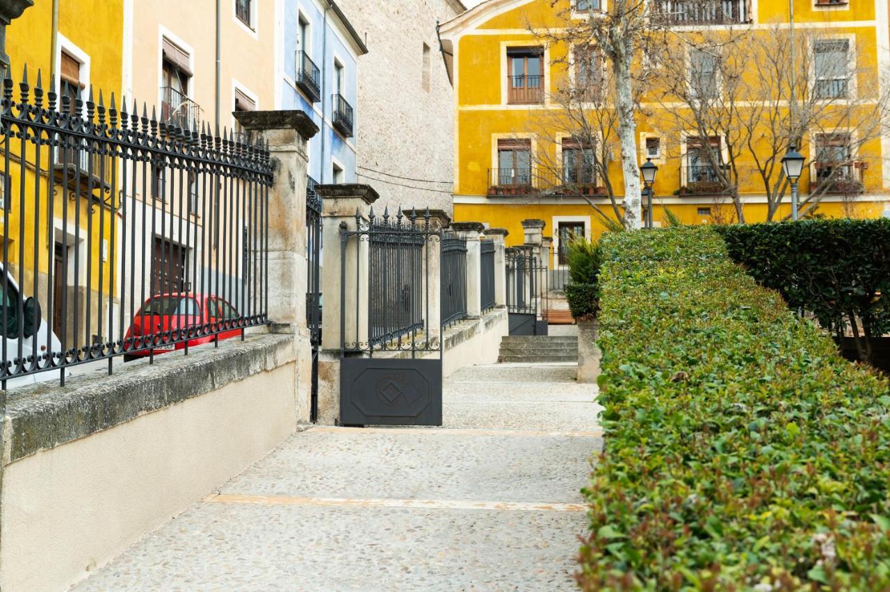 La Puerta Del Salvador Apartamento Casco Historico Cuenca  Bagian luar foto